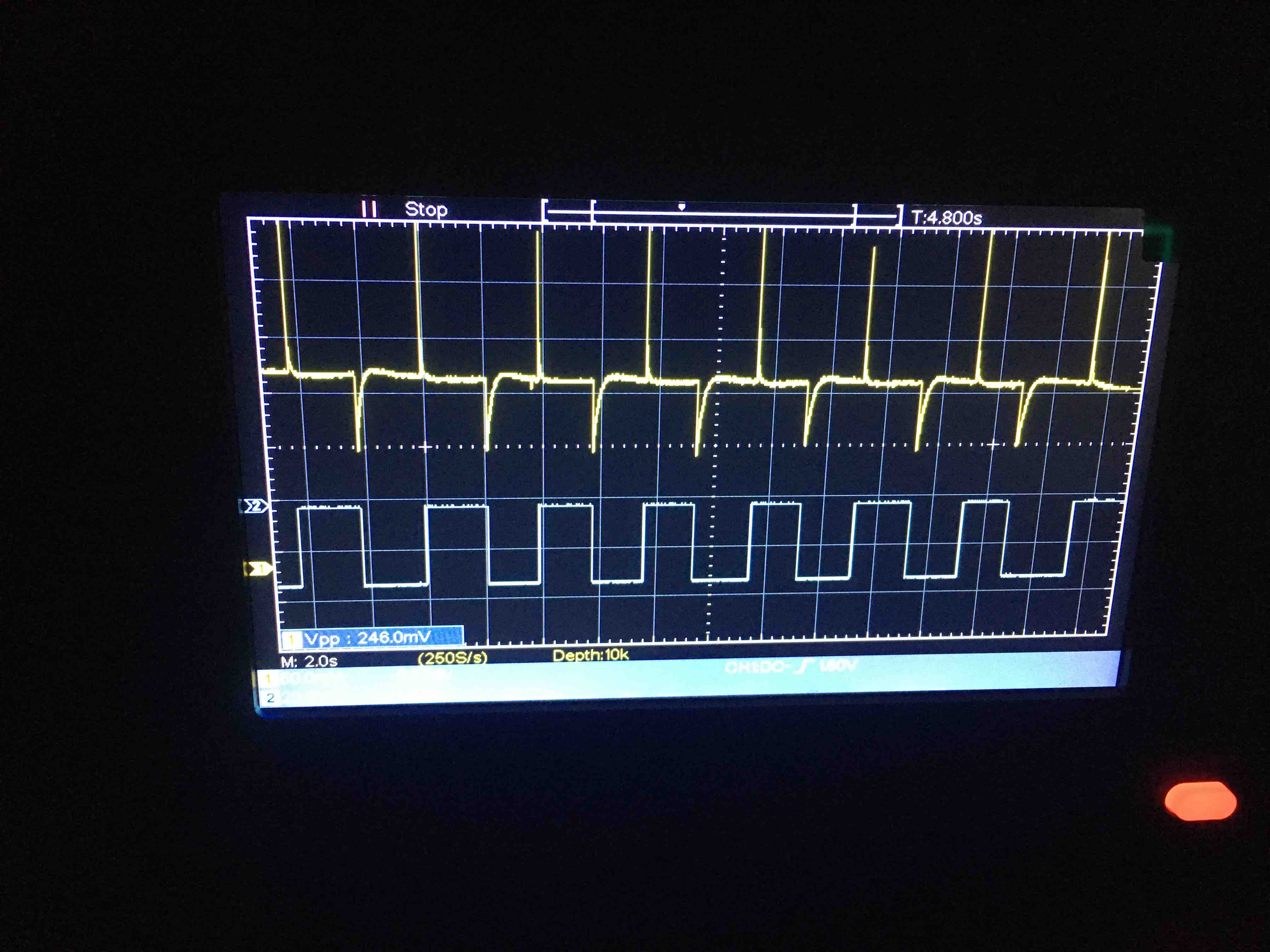 Oscilloscope readings from the circuit using a positive gate voltage. There is a positive response on the rising and a negative response on falling edges, but it converges back to the initial state.